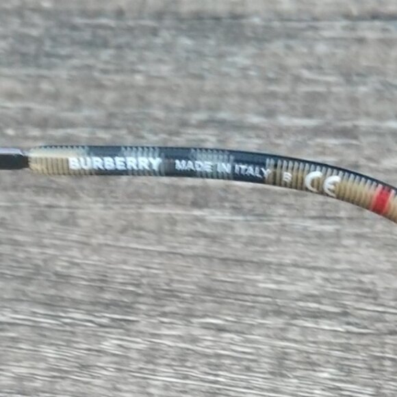 * NEW * Burberry eyeglass frames - Picture 6 of 9